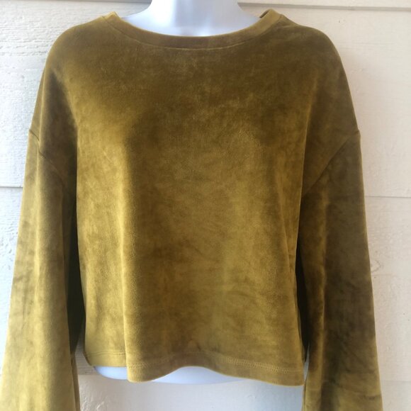 Double Zero Mystical Medium Olive Gold Velvety-Feel Long Sleeve Crop Top - Picture 6 of 13